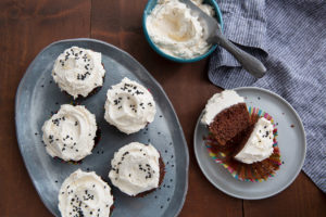 Tahini-Buttercream-on-Chocolate